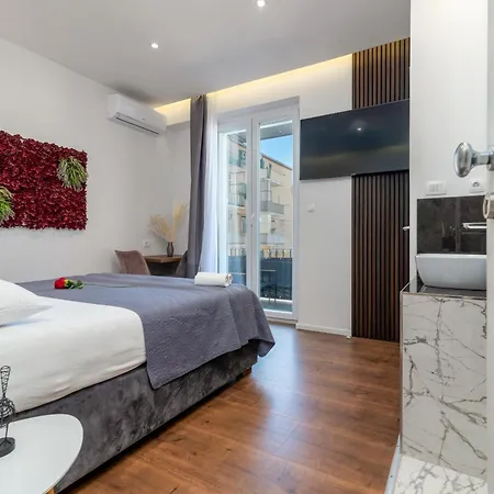 Antares Rooms Split 게스트하우스 스플리트