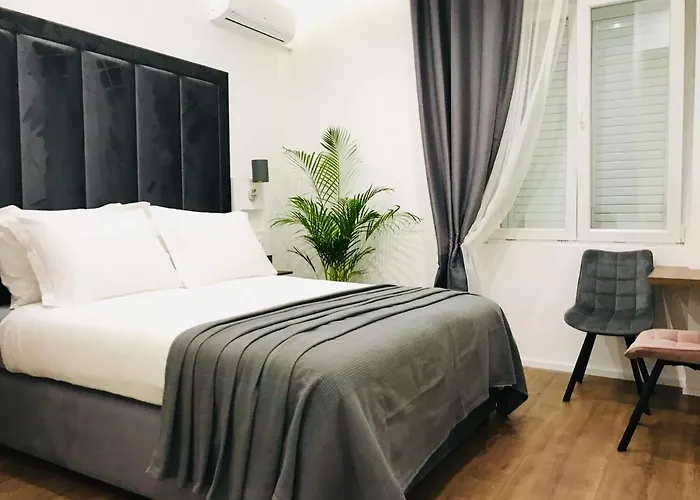 Konukevi Antares Luxury Split