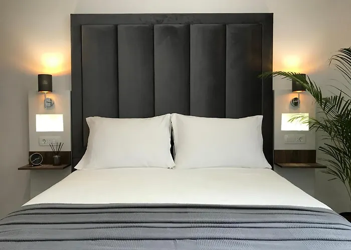 Konukevi Antares Luxury 3*