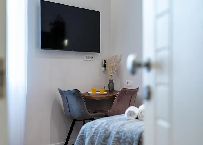 Antares Luxury Konukevi 3*