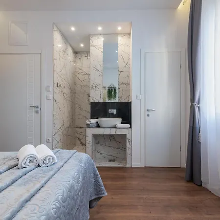 Antares Luxury 3* Spalato